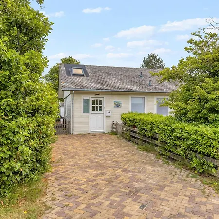 New! House Aan Zee With Spacious Garden *