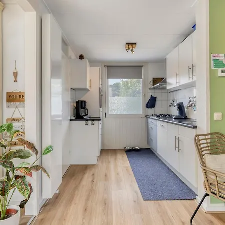 New! House Aan Zee With Spacious Garden * Julianadorp