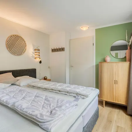 New! House Aan Zee With Spacious Garden * Julianadorp