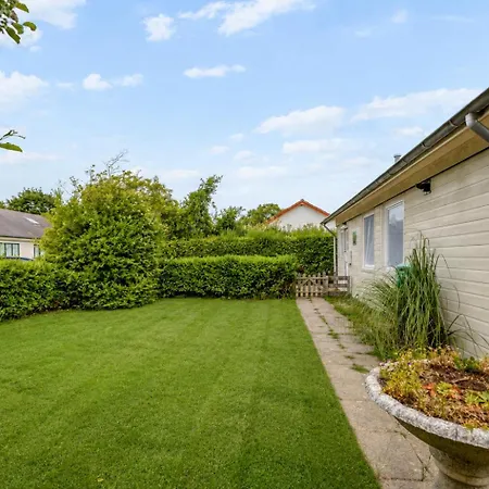 New! House Aan Zee With Spacious Garden Julianadorp